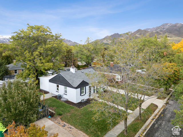Photo 43 for MLS #2118266 at 1977 E Sylvan Ave