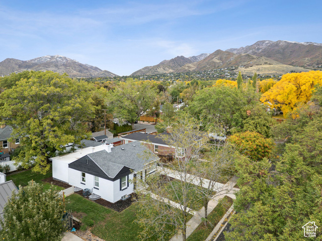 Photo 44 for MLS #2118266 at 1977 E Sylvan Ave