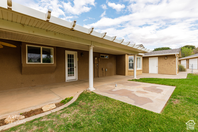 Photo 43 for MLS #2118272 at 2897 S Palm Cir