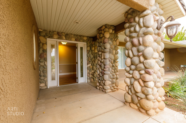 Photo 3 for MLS #2118272 at 2897 S Palm Cir