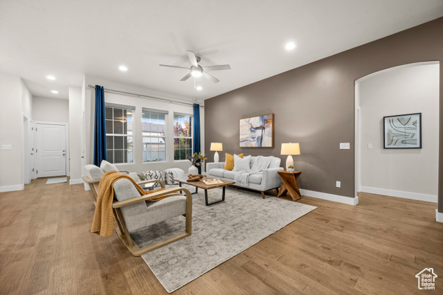 Photo 5 for MLS #2118275 at 10734 S Lake Terrace Ave