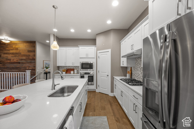 Photo 11 for MLS #2118275 at 10734 S Lake Terrace Ave