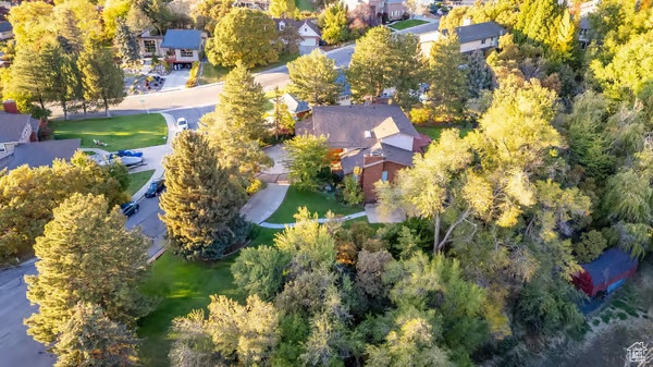 Photo 46 for MLS #2118296 at 4612 N Bristol Cir