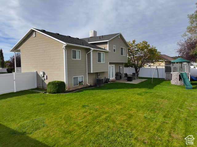 Photo 2 for MLS #2118299 at 2117 W 1275 South
