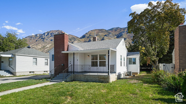 Photo 3 for MLS #2118300 at 211 S 1000 East