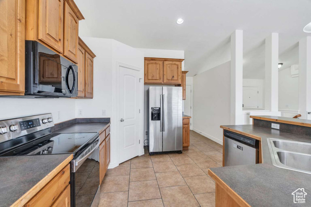 Photo 11 for MLS #2118313 at 3462 E Heyward Ct