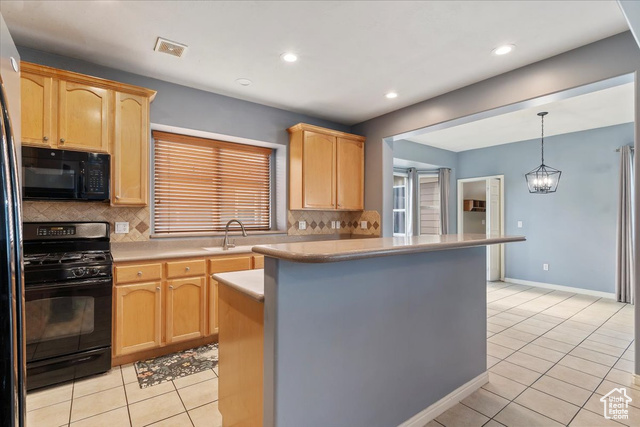 Photo 8 for MLS #2118334 at 5004 W Topcrest Dr