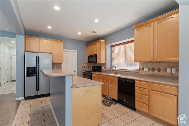 Photo 9 for MLS #2118334 at 5004 W Topcrest Dr