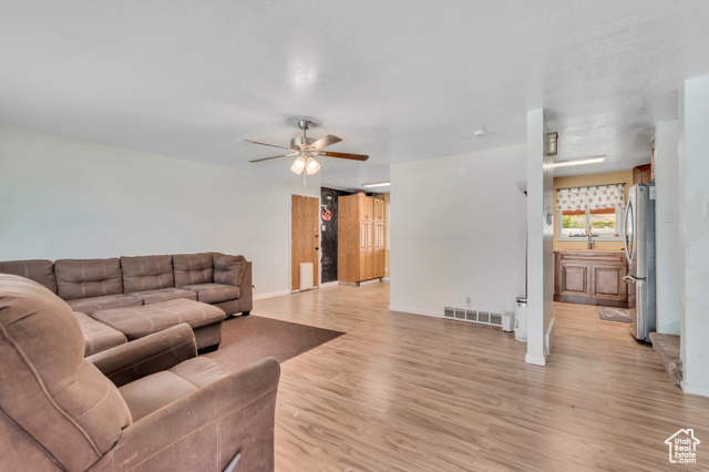 Photo 4 for MLS #2118341 at 388 E 600 South