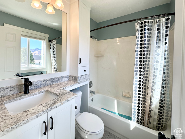 Photo 12 for MLS #2118356 at 1046 N Cedarwood Blvd