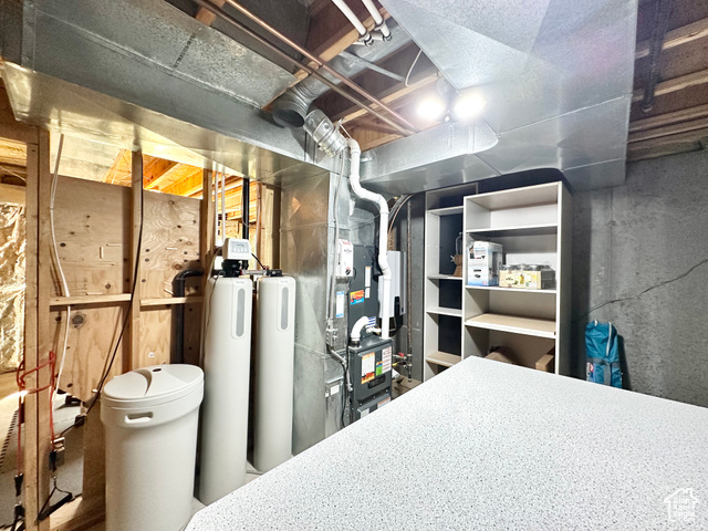 Photo 15 for MLS #2118356 at 1046 N Cedarwood Blvd