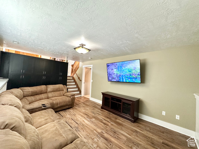 Photo 6 for MLS #2118356 at 1046 N Cedarwood Blvd