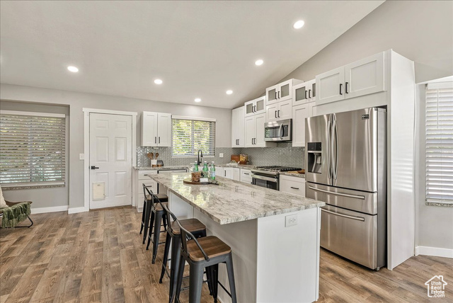 Photo 12 for MLS #2118358 at 989 E Dry Gulch Rd