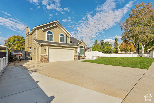 Photo 3 for MLS #2118358 at 989 E Dry Gulch Rd