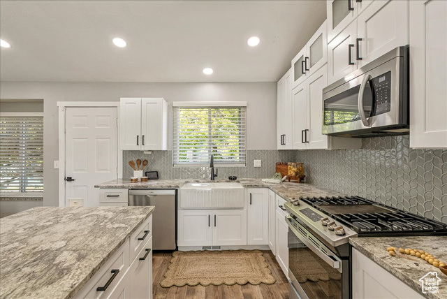 Photo 13 for MLS #2118358 at 989 E Dry Gulch Rd