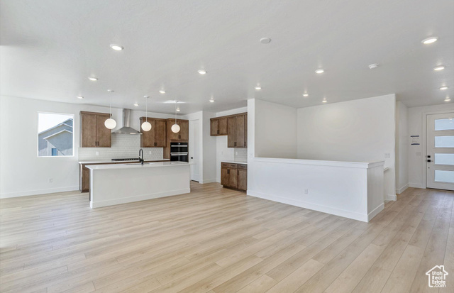 Photo 3 for MLS #2118364 at 1018 E 250 South
