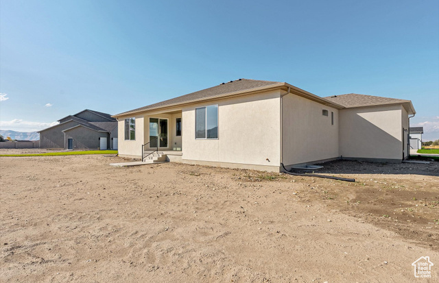 Photo 20 for MLS #2118364 at 1018 E 250 South