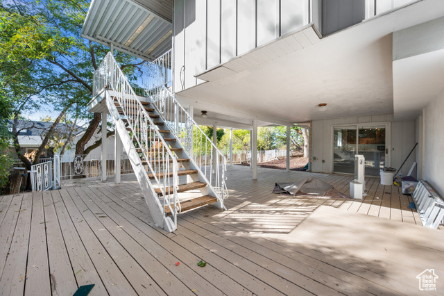 Photo 12 for MLS #2118365 at 3404 E Enchanted Hills Dr