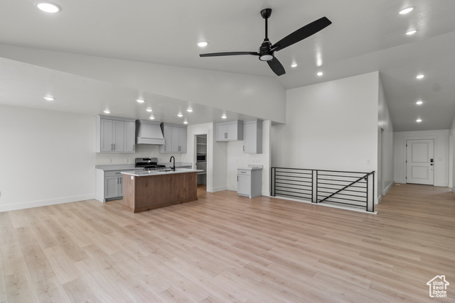 Photo 5 for MLS #2118368 at 839 E 180 North #30
