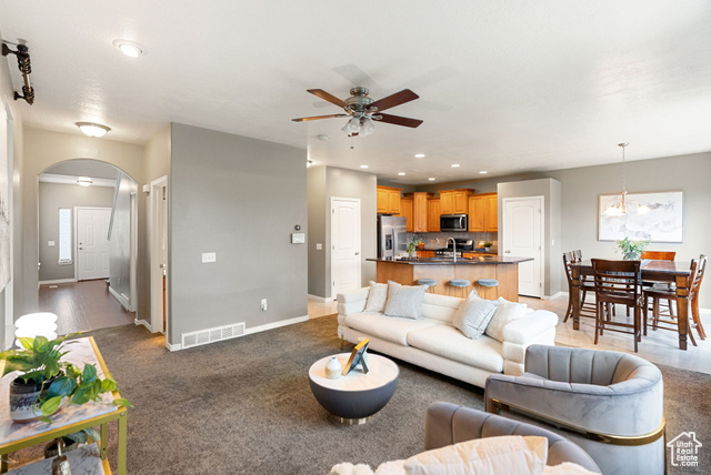 Photo 4 for MLS #2118388 at 7069 W Cottage Point Dr