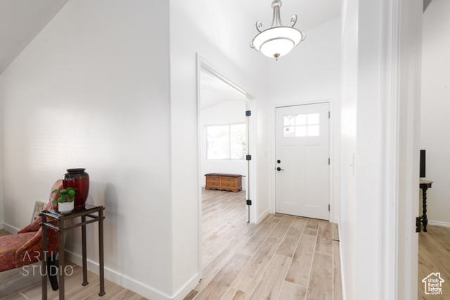 Photo 5 for MLS #2118389 at 271 W 210 South
