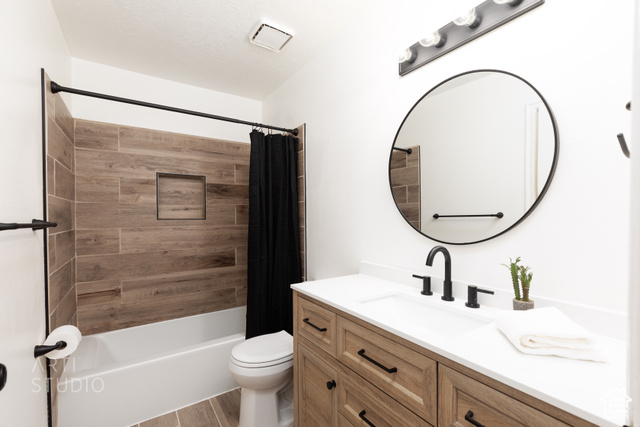 Photo 17 for MLS #2118389 at 271 W 210 South