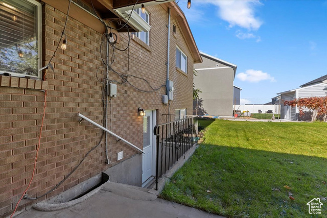 Photo 27 for MLS #2118395 at 698 N Brook Ave