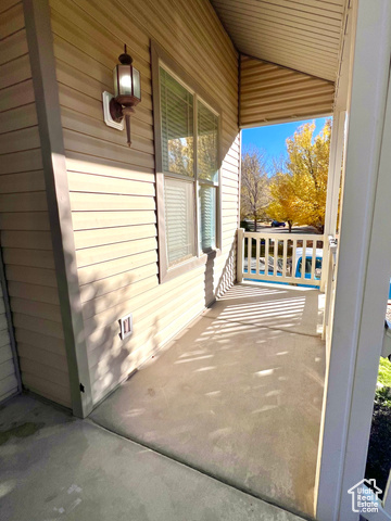 Photo 3 for MLS #2118396 at 7398 N Ute Dr