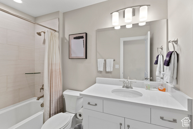 Photo 26 for MLS #2118405 at 2343 E Escondido Dr