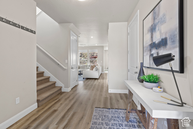 Photo 4 for MLS #2118405 at 2343 E Escondido Dr