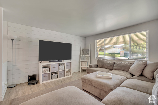 Photo 2 for MLS #2118406 at 3854 S 1925 West