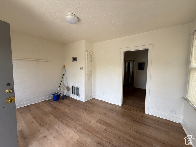 Photo 2 for MLS #2118407 at 221 L St