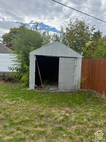 Photo 22 for MLS #2118407 at 221 L St