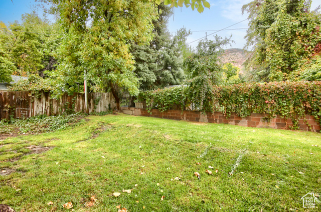 Photo 15 - 2466 S Fillmore Ave, Ogden UT 84401