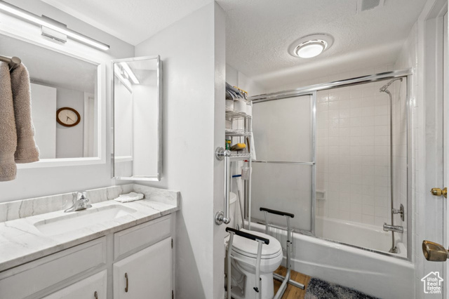 Photo 9 for MLS #2118419 at 325 E 2550 North #13