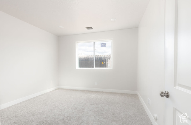 Photo 5 for MLS #2118421 at 2604 N Clark Pkwy