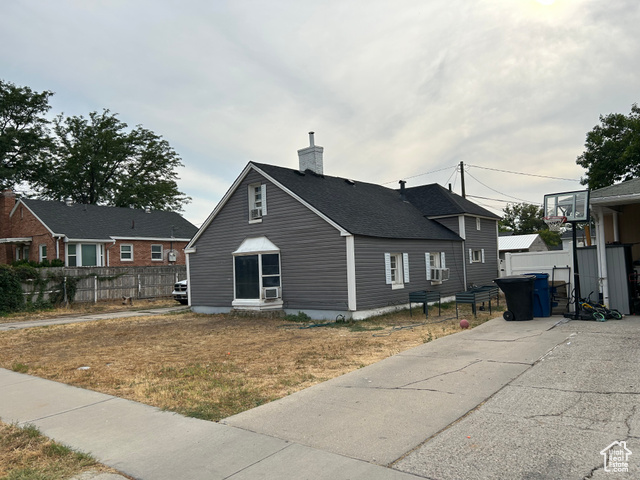 Photo 3 for MLS #2118422 at 433 N 100 West