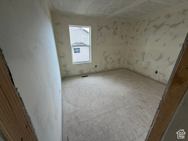 Photo 18 for MLS #2118424 at 710 E 2475 North