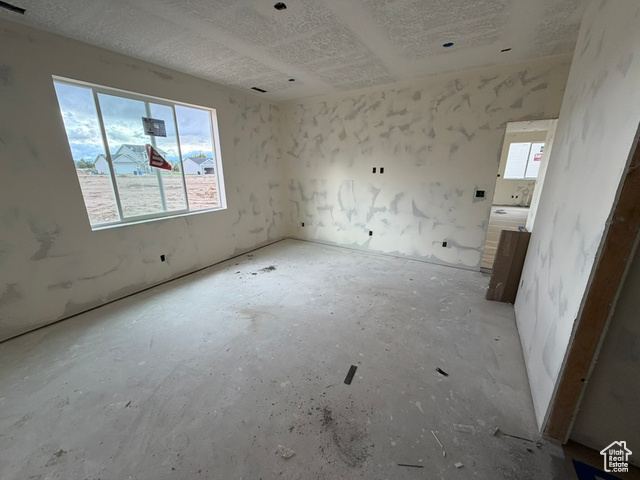 Photo 15 for MLS #2118424 at 710 E 2475 North