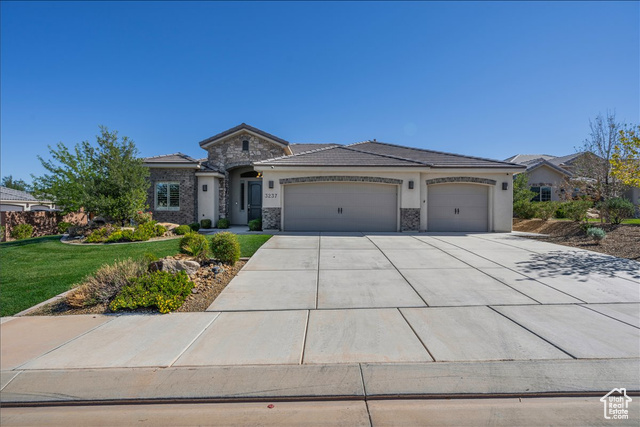 Photo 22 for MLS #2118426 at 3237 S Tiger Maple Cir