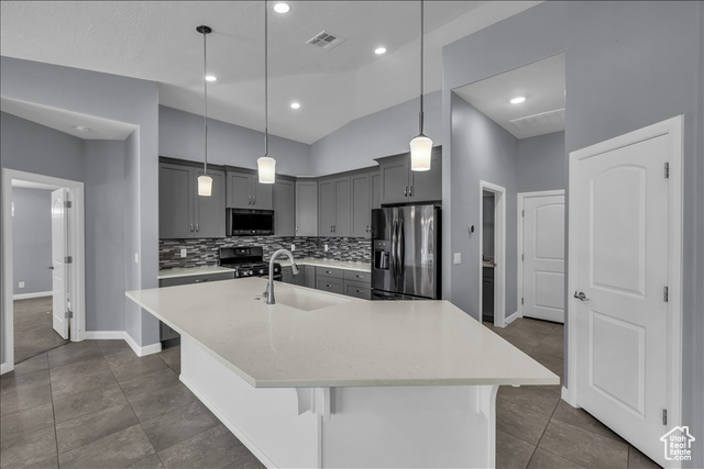 Photo 7 for MLS #2118426 at 3237 S Tiger Maple Cir