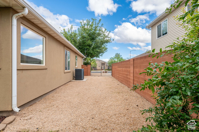 Photo 31 for MLS #2118437 at 1091 N 100 West