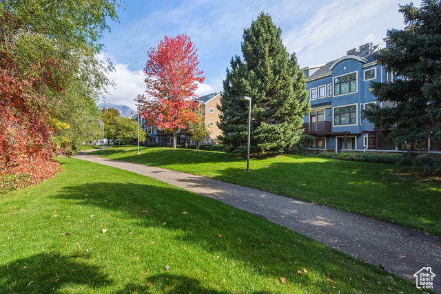 Photo 40 for MLS #2118445 at 131 W Village Ln
