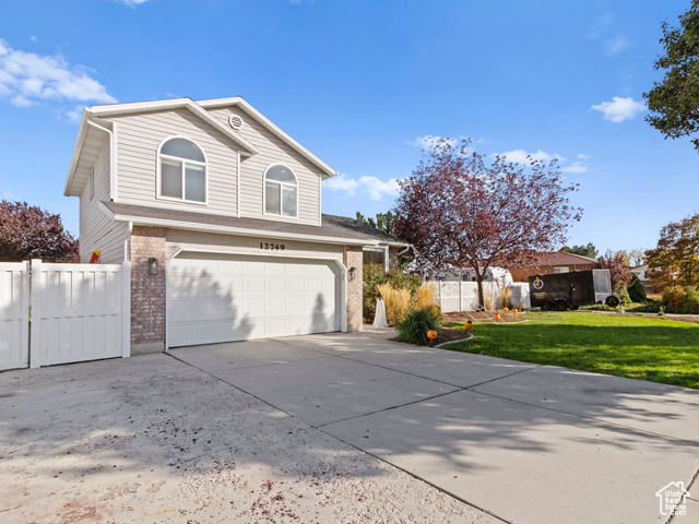 Photo 2 for MLS #2118446 at 12749 S Rosberg Dr #36
