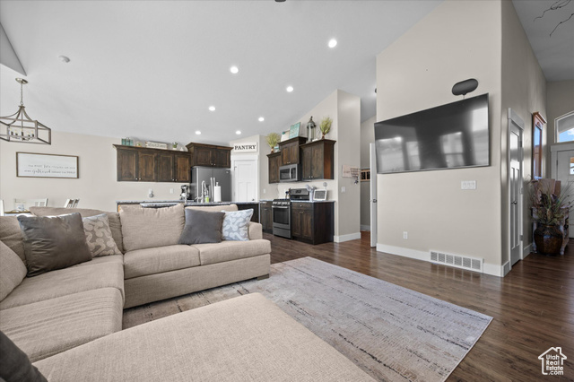 Photo 8 for MLS #2118450 at 2623 W 3375 South