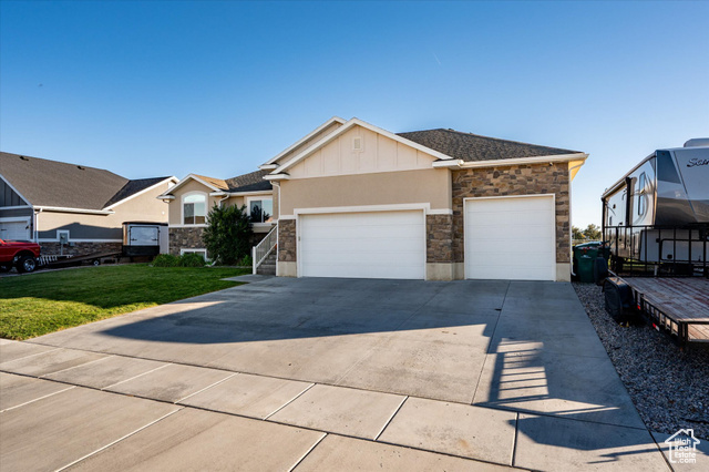 Photo 2 for MLS #2118450 at 2623 W 3375 South