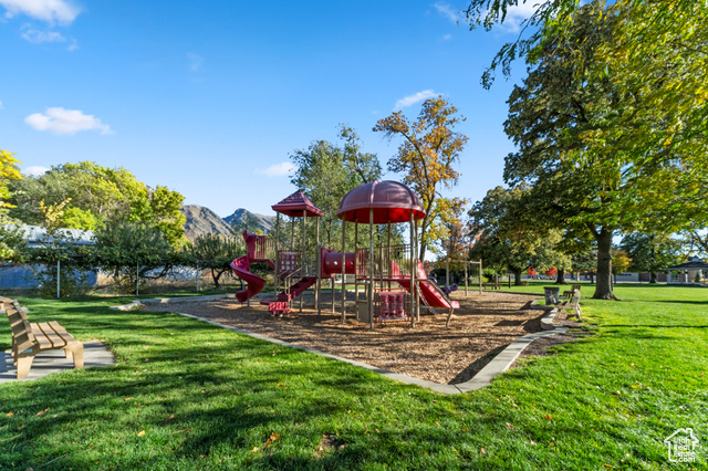 Photo 104 for MLS #2118458 at 909 S Ridge Ln