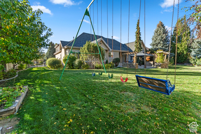 Photo 100 for MLS #2118458 at 909 S Ridge Ln