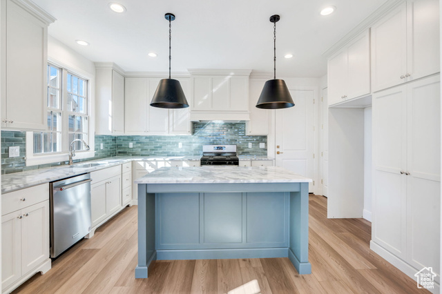 Photo 6 for MLS #2118470 at 5628 W Hawthorn Ln #8