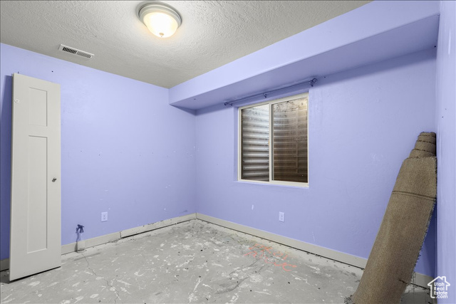 Photo 15 - 339 W Slate Dr, Tooele UT 84074